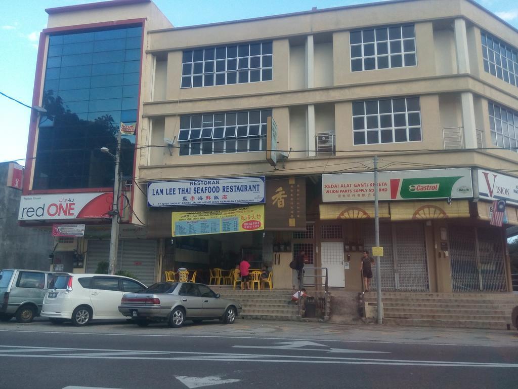 Kemaman Lodge & Cafe Chukai エクステリア 写真