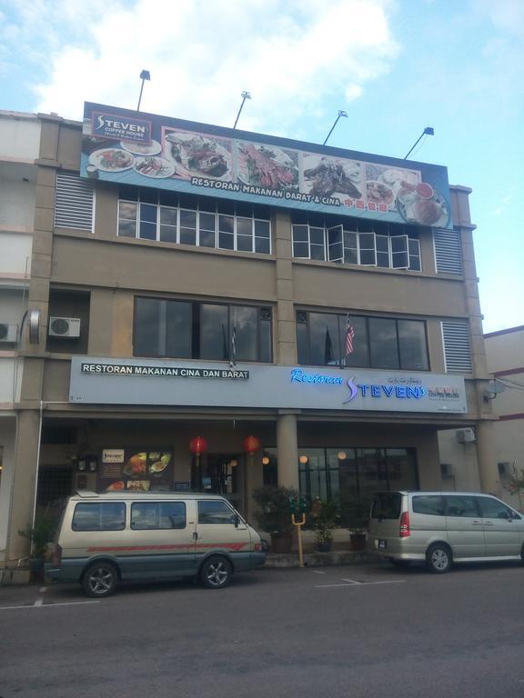 Kemaman Lodge & Cafe Chukai エクステリア 写真