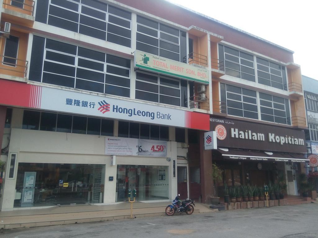 Kemaman Lodge & Cafe Chukai エクステリア 写真