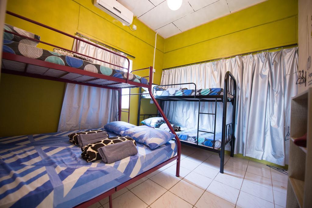 Kemaman Lodge & Cafe Chukai エクステリア 写真